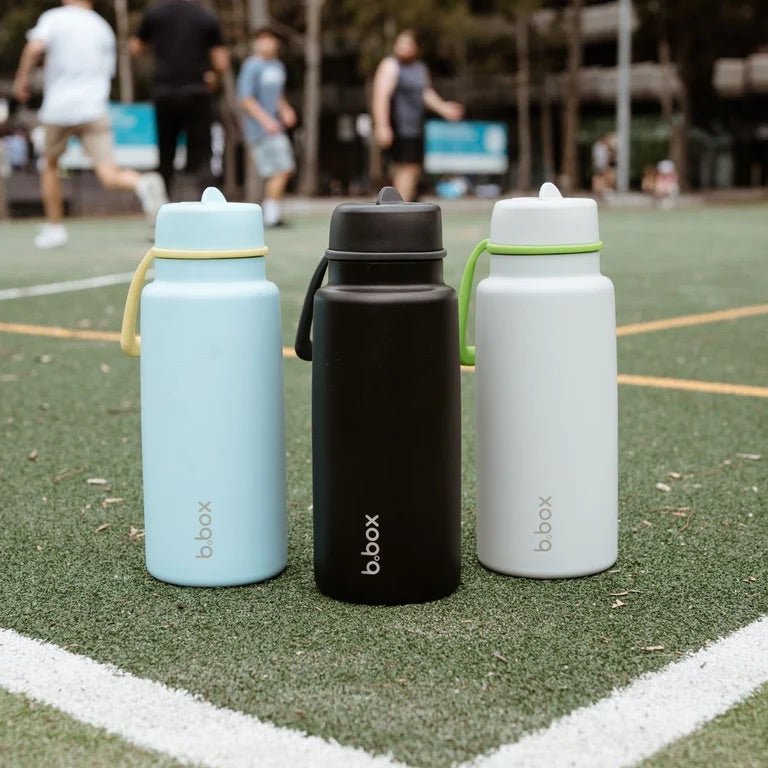 bbox flip top 1 litre insulated stainless steel drink bottle in lime time green group shot